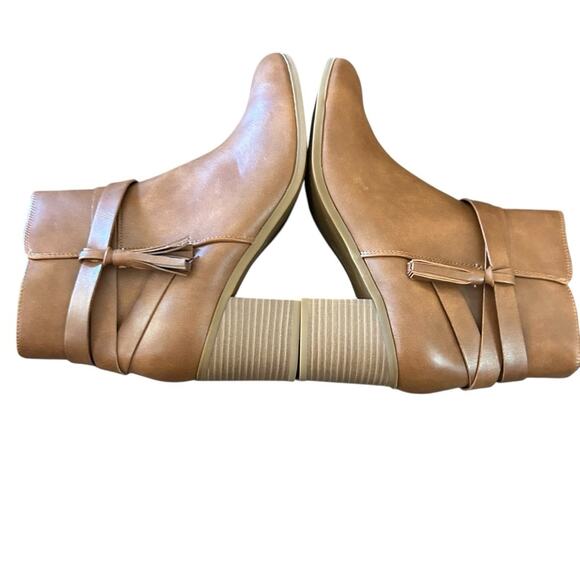 Style & Co Catrionaa Tassel Detail Boho Western Booties NEW Size 11 - Picture 7 of 10